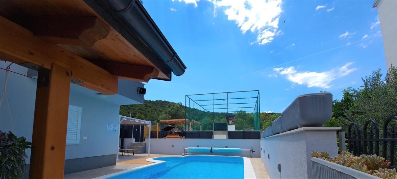 Villa Freya - vacation house Slatine Extérieur photo