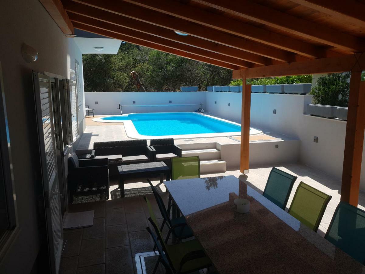 Villa Freya - vacation house Slatine Extérieur photo