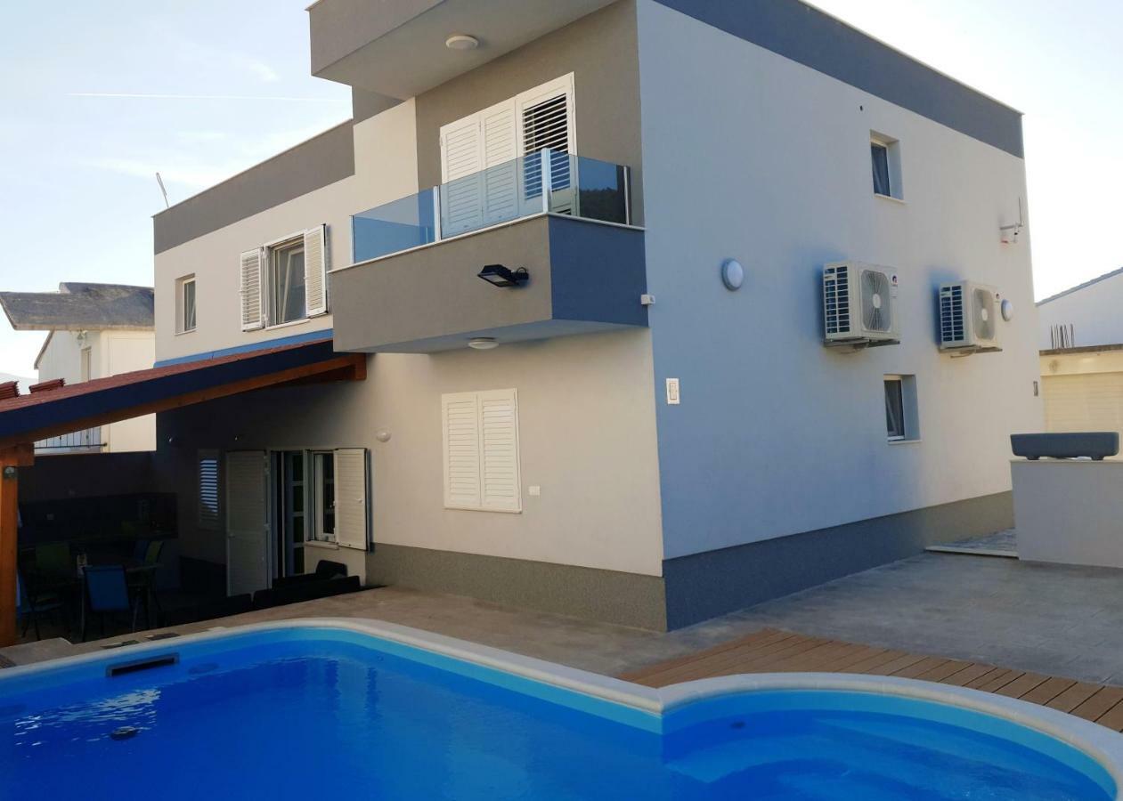 Villa Freya - vacation house Slatine Extérieur photo
