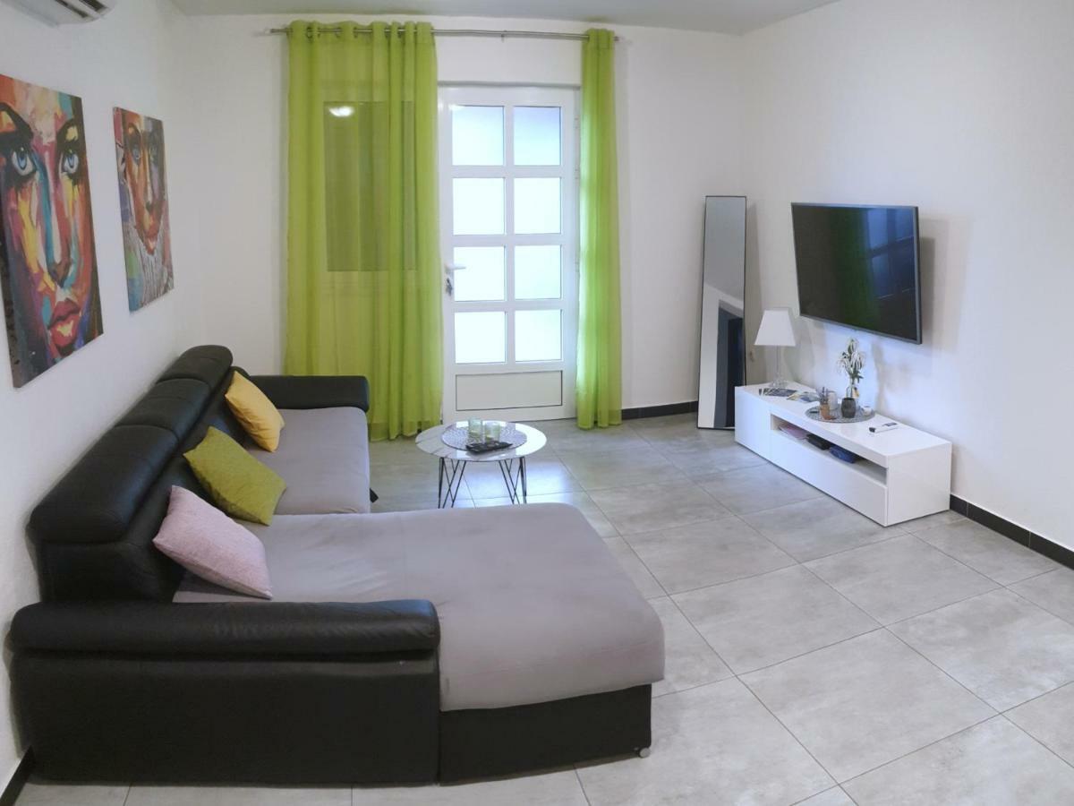 Villa Freya - vacation house Slatine Extérieur photo
