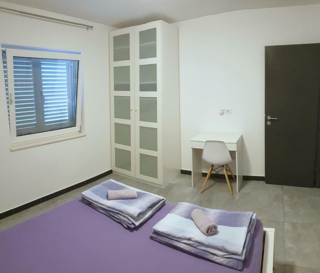 Villa Freya - vacation house Slatine Extérieur photo